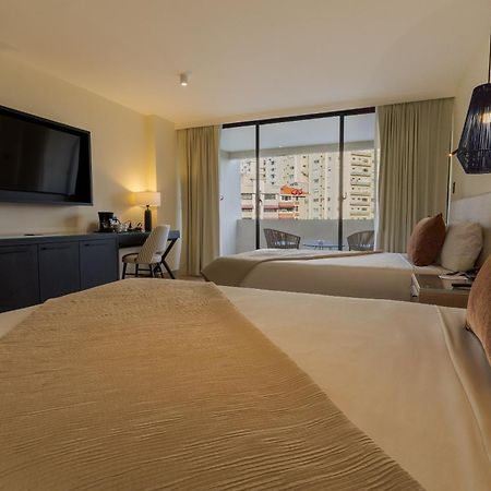 סנטו דומינגו Dominican Fiesta Hotel מראה חיצוני תמונה A guest room at the hotel