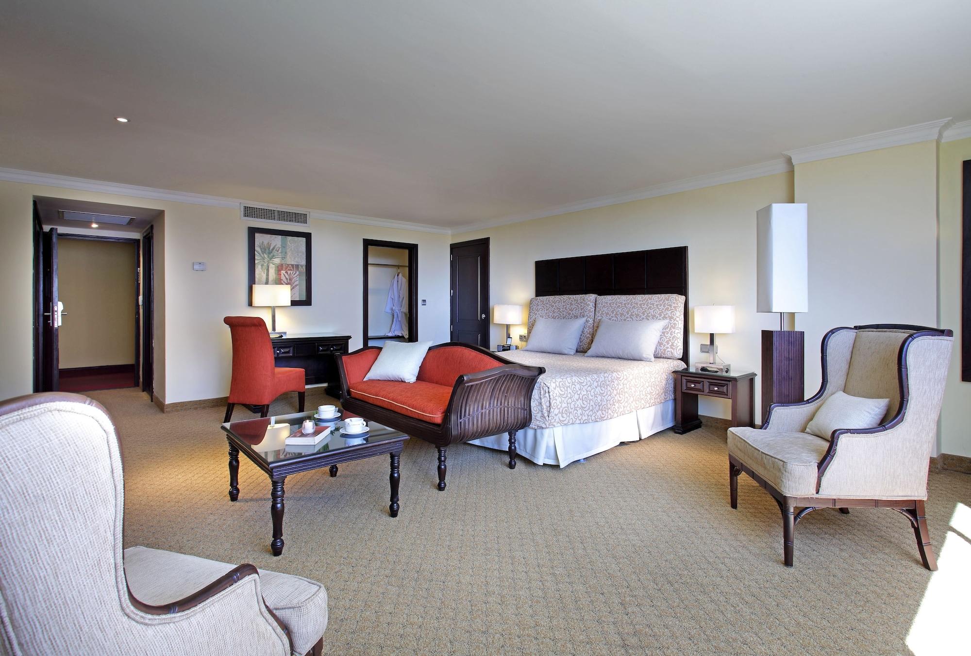 סנטו דומינגו Dominican Fiesta Hotel מראה חיצוני תמונה A suite at the InterContinental