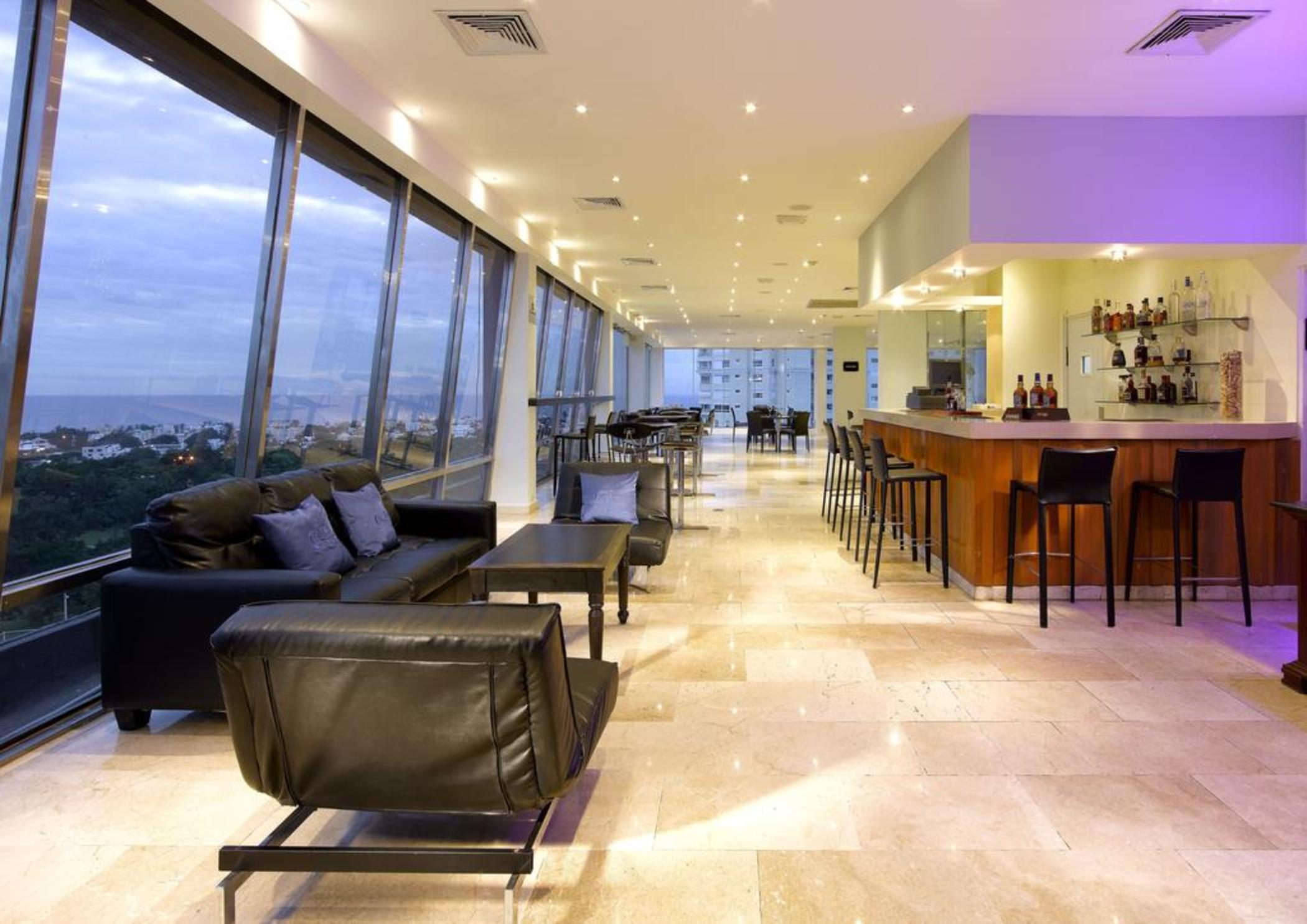 סנטו דומינגו Dominican Fiesta Hotel מראה חיצוני תמונה Skyline Bar