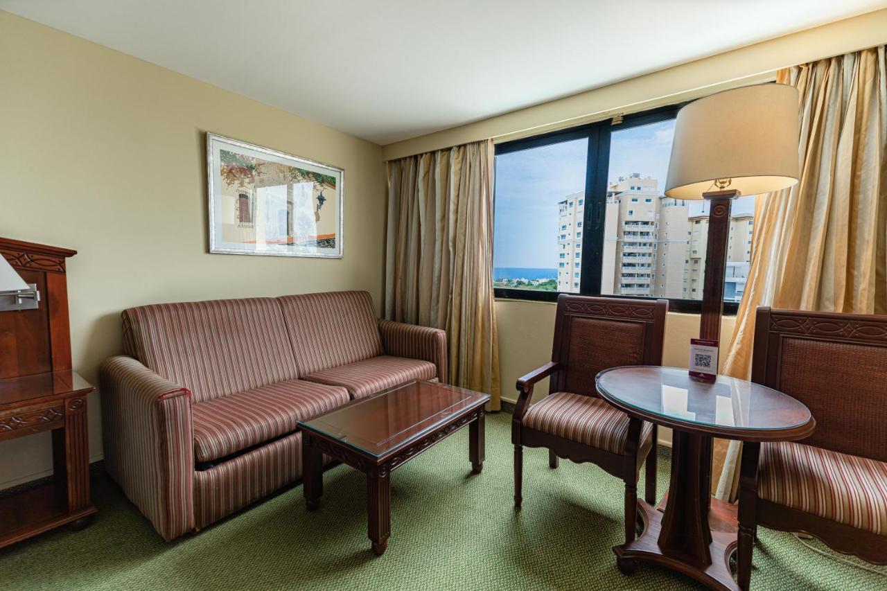 סנטו דומינגו Dominican Fiesta Hotel מראה חיצוני תמונה Living room