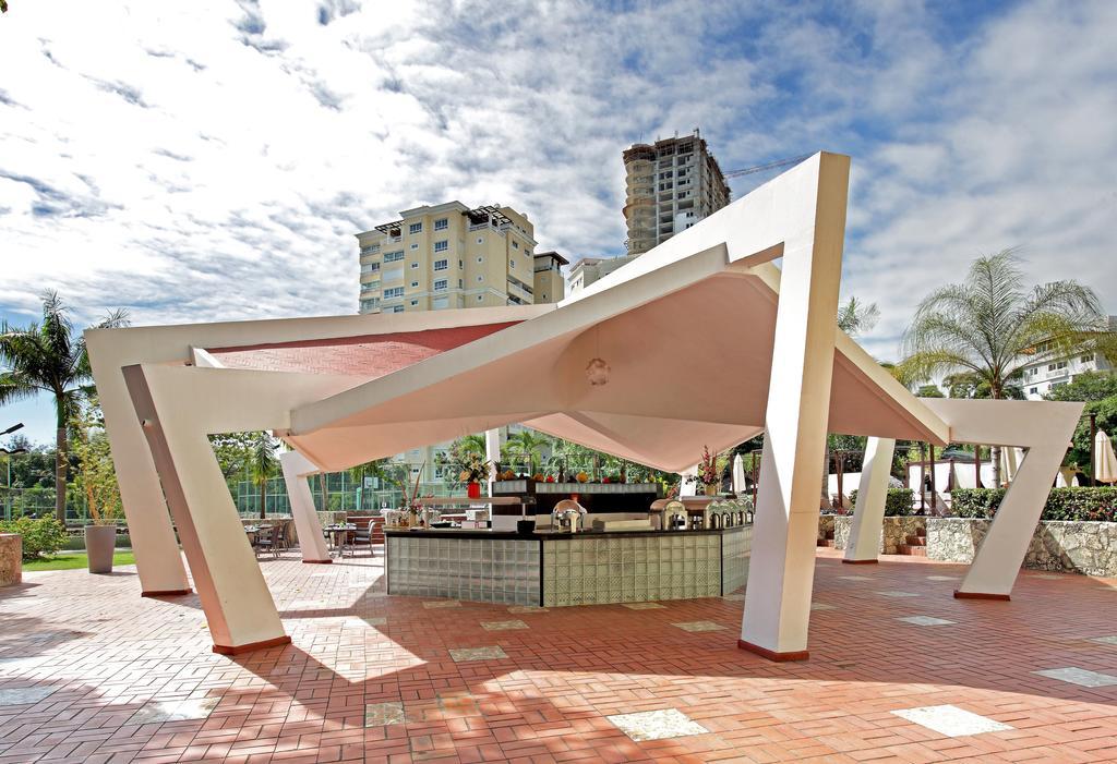 סנטו דומינגו Dominican Fiesta Hotel מראה חיצוני תמונה The "Casa de la Cultura"