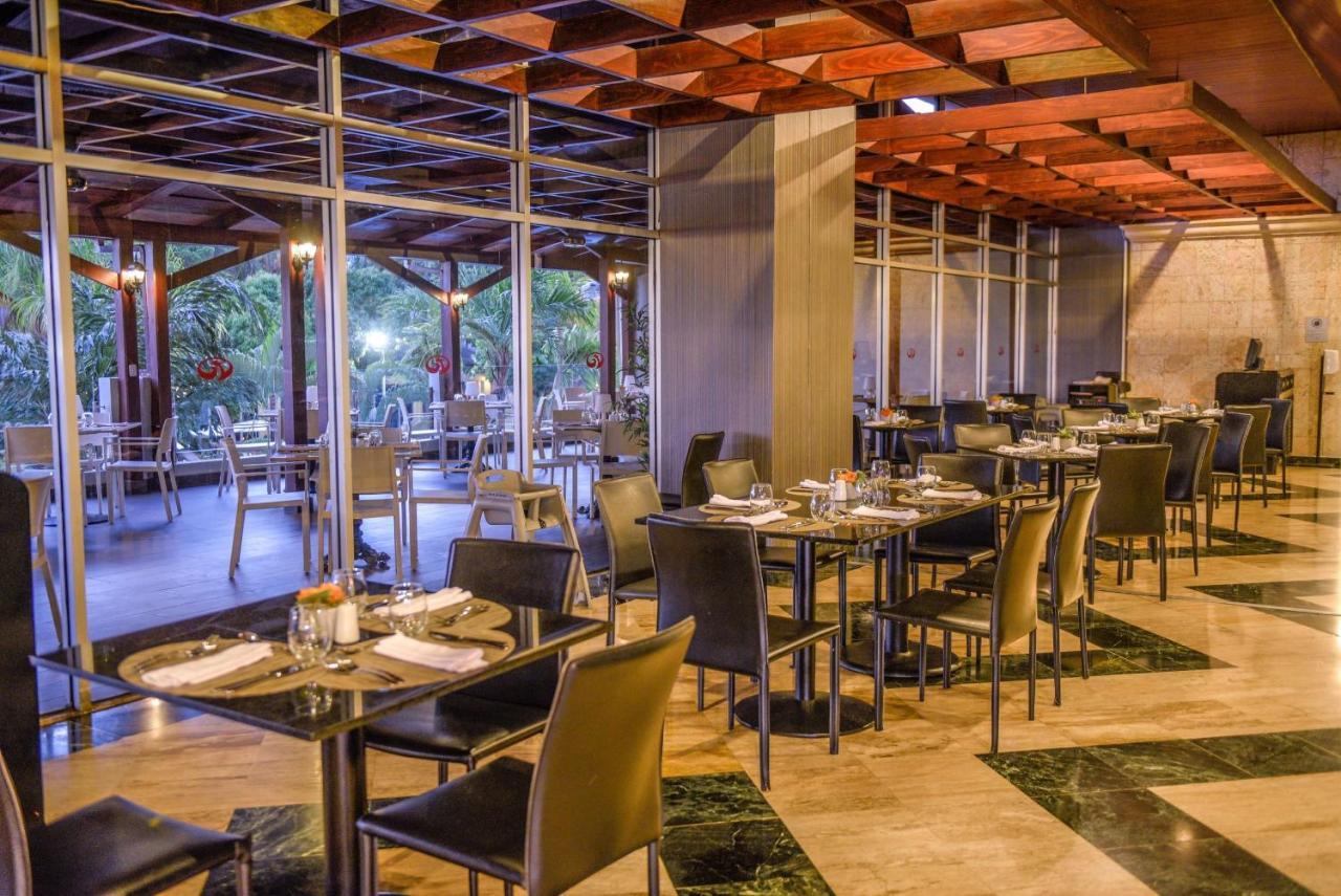 סנטו דומינגו Dominican Fiesta Hotel מראה חיצוני תמונה The restaurant