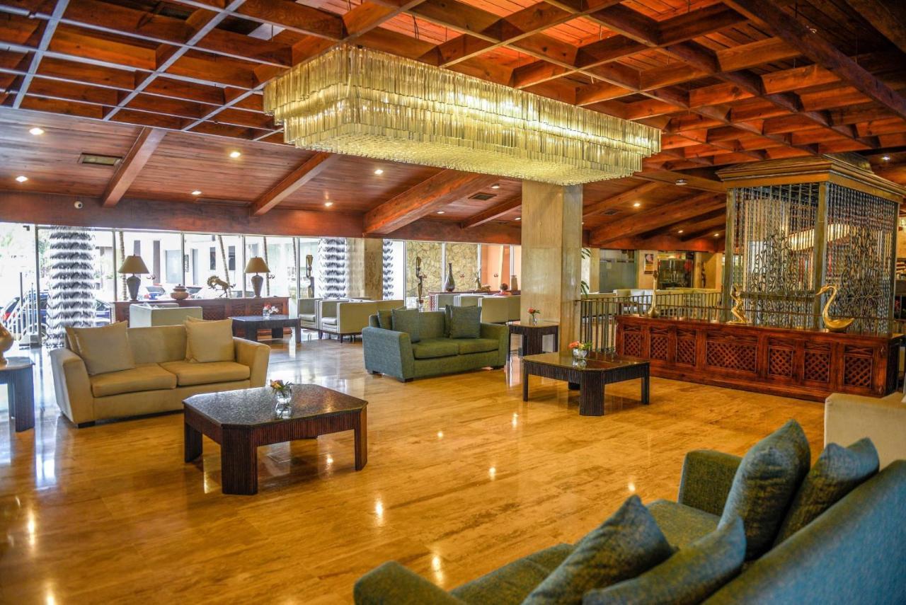 סנטו דומינגו Dominican Fiesta Hotel מראה חיצוני תמונה Lobby