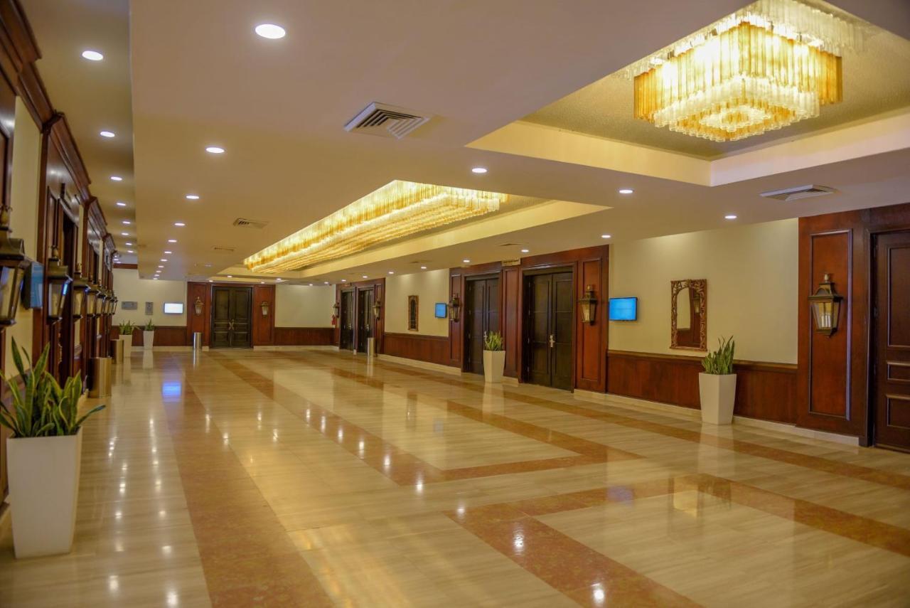 סנטו דומינגו Dominican Fiesta Hotel מראה חיצוני תמונה The lobby of the hotel